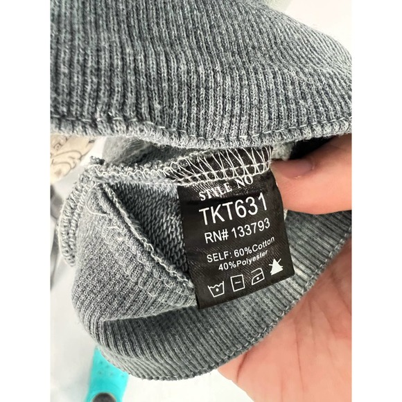 Reversible black and white tie dye crisscross cutout sweatshirt - Picture 8 of 11